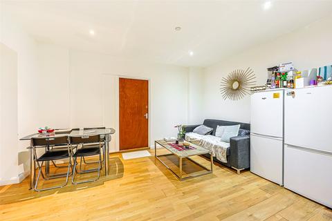 undefined, Uxbridge Road, Ealing, W5