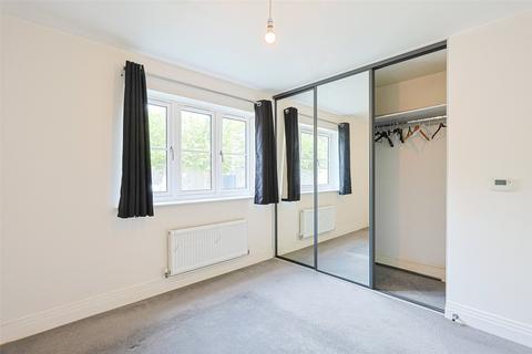 1 bedroom apartment for sale, Palomino Close, Hayes, UB4