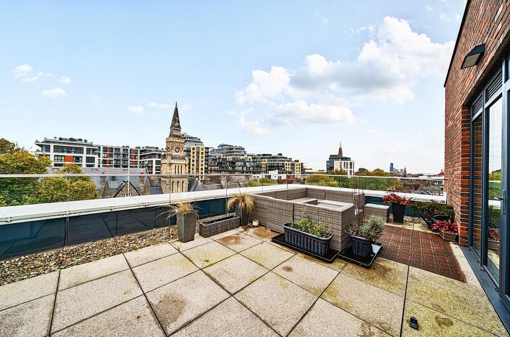 Apartment in London, Filmworks, Park Royal