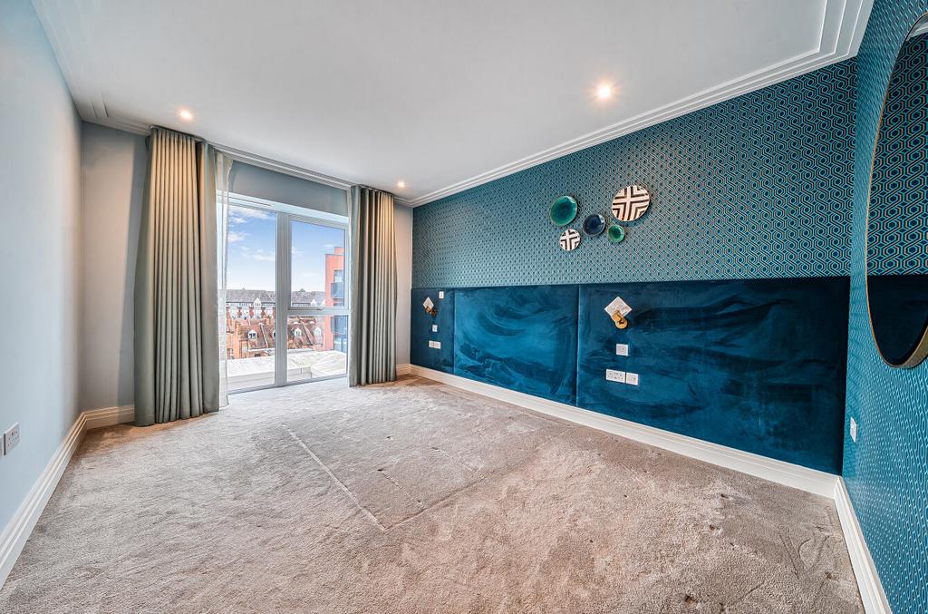 Apartment in London, Filmworks, Park Royal - More