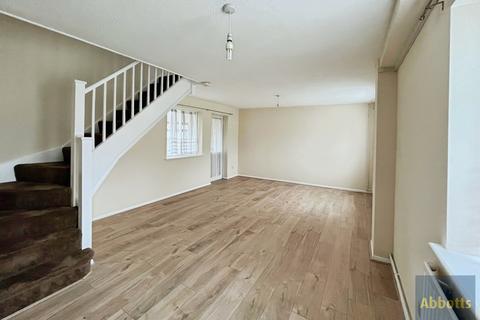 2 bedroom terraced house to rent, Charleston Avenue, Basildon, SS13