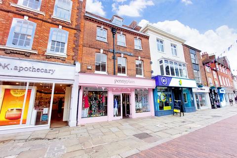 3 bedroom apartment to rent, East Street, Chichester, PO19