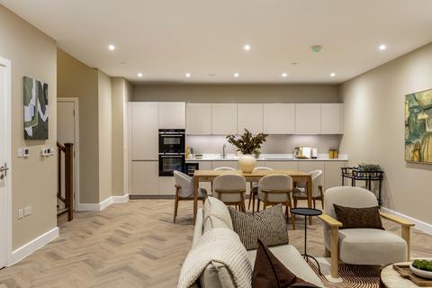 undefined, The Broadway, London, SW19