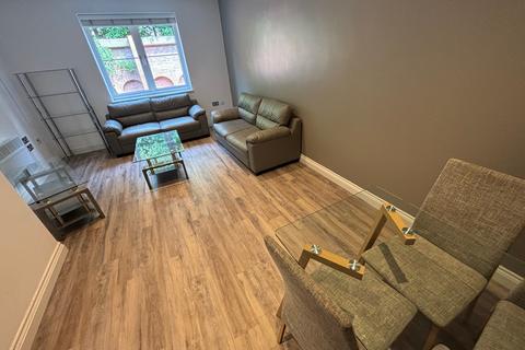 2 bedroom apartment to rent, Mint Drive, Birmingham, B18