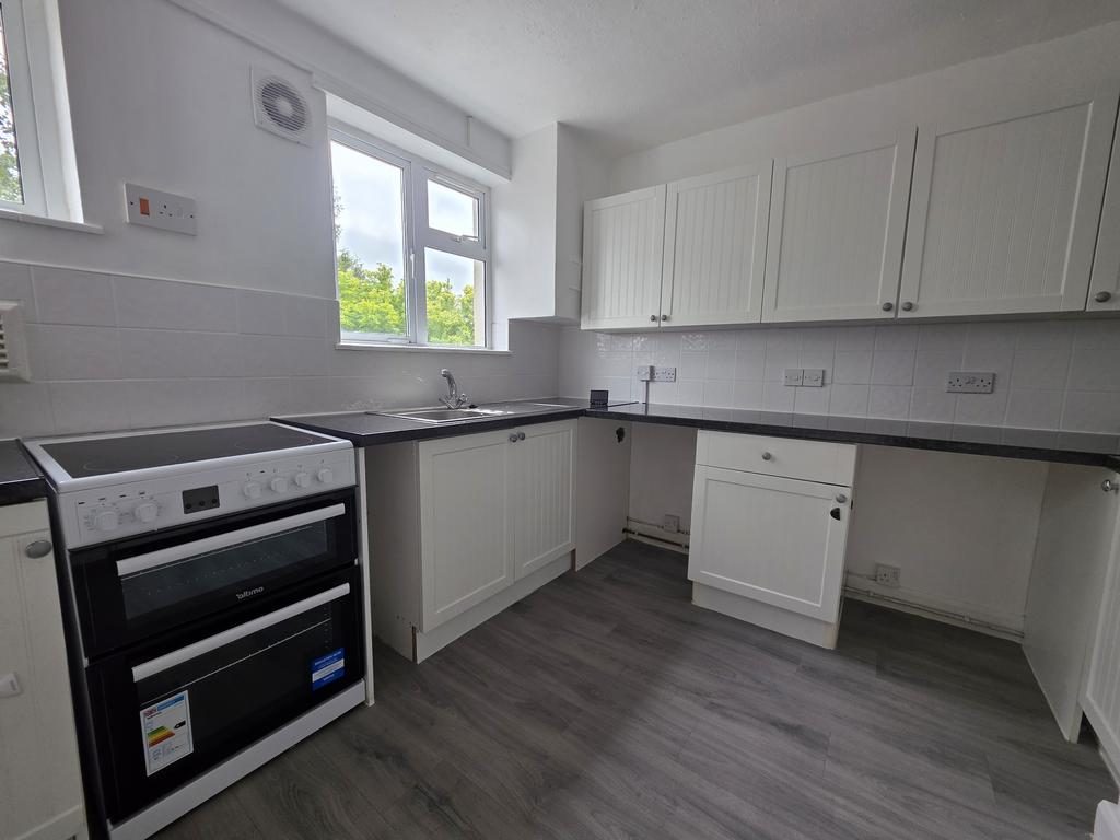 3 bedroom apartment to rent
