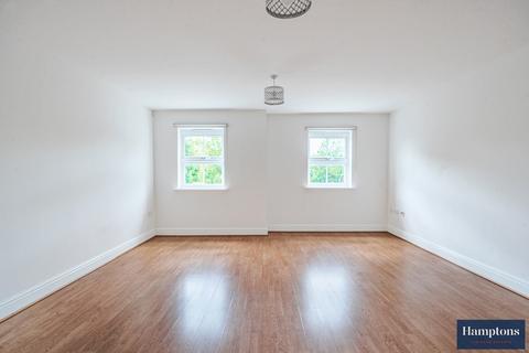 2 bedroom flat for sale, Station Approach, Amersham, HP6