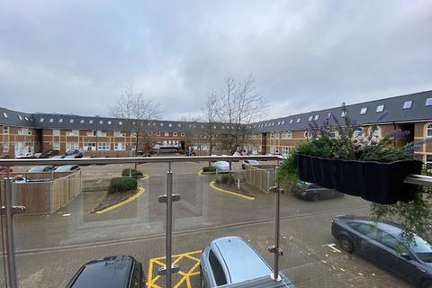 1 bedroom apartment to rent, Alton Mews, Aylesbury, HP19