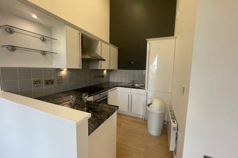 2 bedroom flat to rent, Highcroft Hall, Birmingham, B23