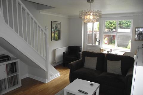 2 bedroom terraced house to rent, Shorwell Close, Warrington, WA5