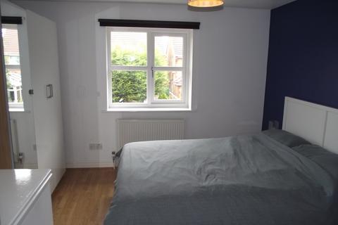 2 bedroom terraced house to rent, Shorwell Close, Warrington, WA5