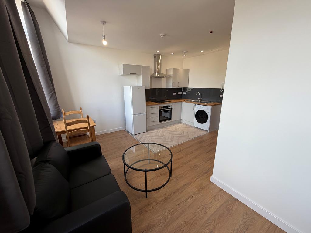 Apartment in Leicester - View 2