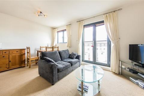 2 bedroom flat to rent, St Christophers Court, SWANSEA, SA1