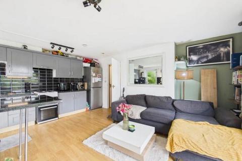 1 bedroom ground floor flat to rent, Goonwartha Road, Looe, PL13