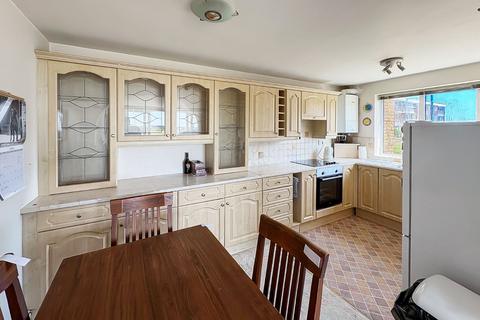2 bedroom apartment for sale, Rackham Road, Rustington, Littlehampton, West Sussex