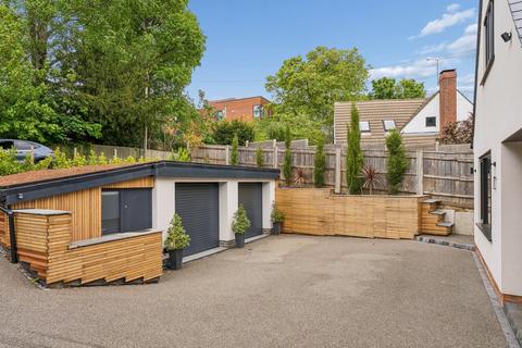 6 bedroom detached house for sale, Highbury Road, Hitchin, SG4