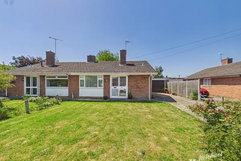 2 bedroom semi-detached bungalow for sale, Home Close, Weston Turville