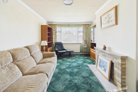 2 bedroom semi-detached bungalow for sale, Home Close, Weston Turville