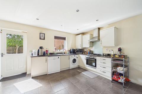 4 bedroom detached house for sale, Jaguar Lane, Bracknell, Berkshire, RG12