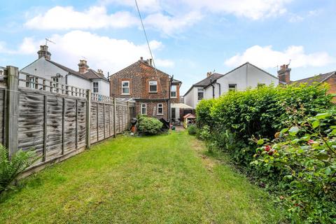 2 bedroom semi-detached house for sale, High Path Road, Surrey GU1