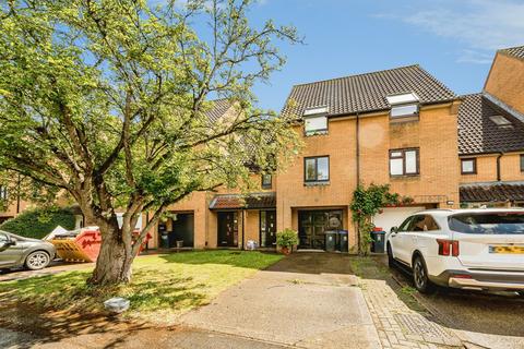3 bedroom townhouse for sale, Coulson Way, Burnham, Slough