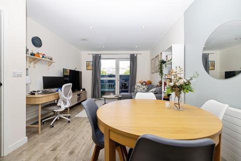 1 bedroom flat for sale, Station Approach, London, SE26