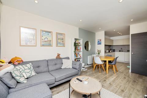 1 bedroom flat for sale, Station Approach, London, SE26
