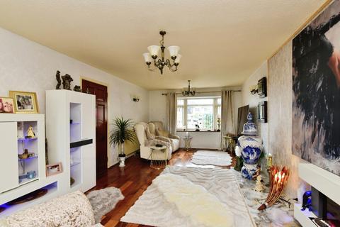 2 bedroom bungalow for sale, Faulkner Place, Stoke-on-Trent, Staffordshire, ST3