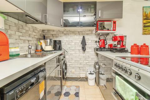 3 bedroom semi-detached bungalow for sale, Windermere Drive, Bletchley, Milton Keynes