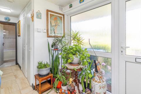 3 bedroom semi-detached bungalow for sale, Windermere Drive, Bletchley, Milton Keynes
