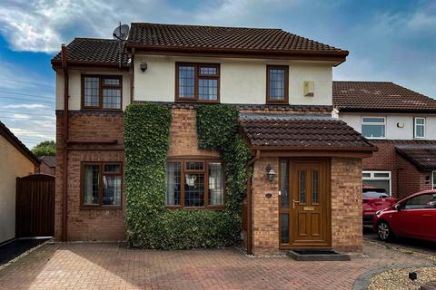 Cardiff Close, Great Sutton, Ellesmere Port