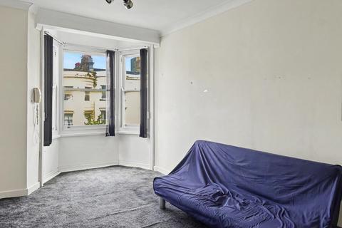 1 bedroom flat for sale, Lower Rock Gardens, Brighton