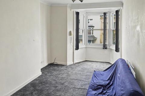 1 bedroom flat for sale, Lower Rock Gardens, Brighton