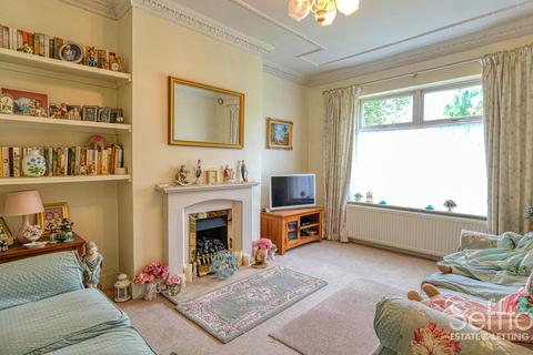 2 bedroom detached bungalow for sale, Gordon Avenue, Norwich, Norfolk