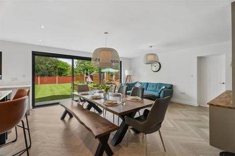 6 bedroom house for sale, Highbury Road, Hitchin SG4