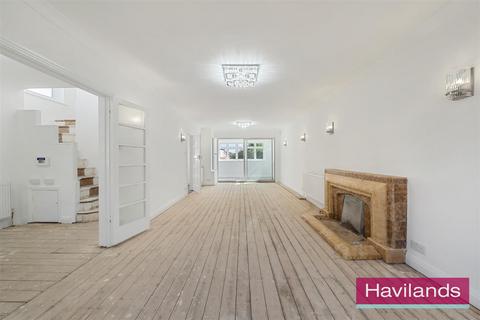 3 bedroom detached house for sale, Farmleigh, Southgate, London