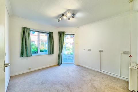 1 bedroom retirement property for sale, Linden Court, Park Gate