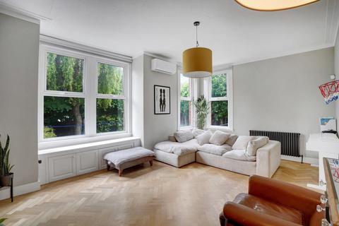 4 bedroom end of terrace house for sale, Adamsrill Road, Sydenham, London, SE26