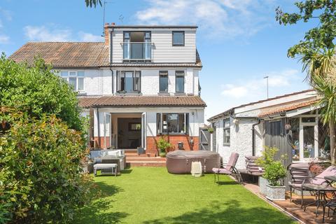 4 bedroom semi-detached house for sale, Eastwick Road, Taunton