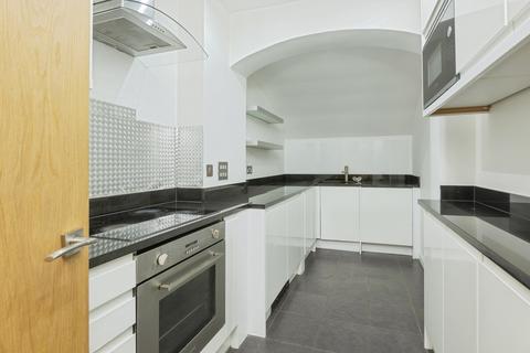 2 bedroom flat for sale, Calverley Park Gardens, Tunbridge Wells, Kent, TN1
