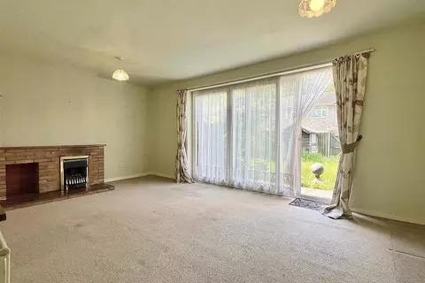 House in Birmingham, West Midlands - View 2