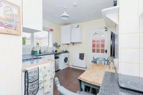 3 bedroom house to rent – pohled 3