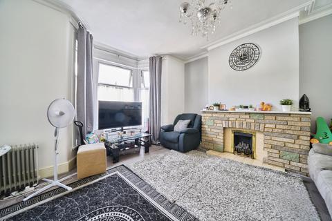 5 bedroom terraced house for sale, Lansdowne Road, Ilford, IG3