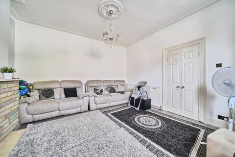 5 bedroom terraced house for sale, Lansdowne Road, Ilford, IG3