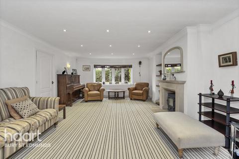 5 bedroom detached house for sale, Home Farm Lane, Bury St Edmunds