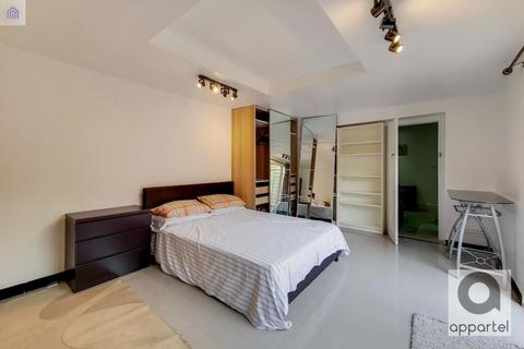 undefined, 2c King Edwards Gardens, London, W3 9RG