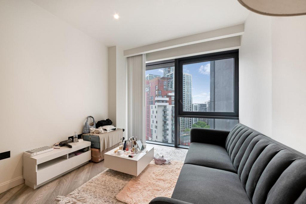 Apartment in London - View 3