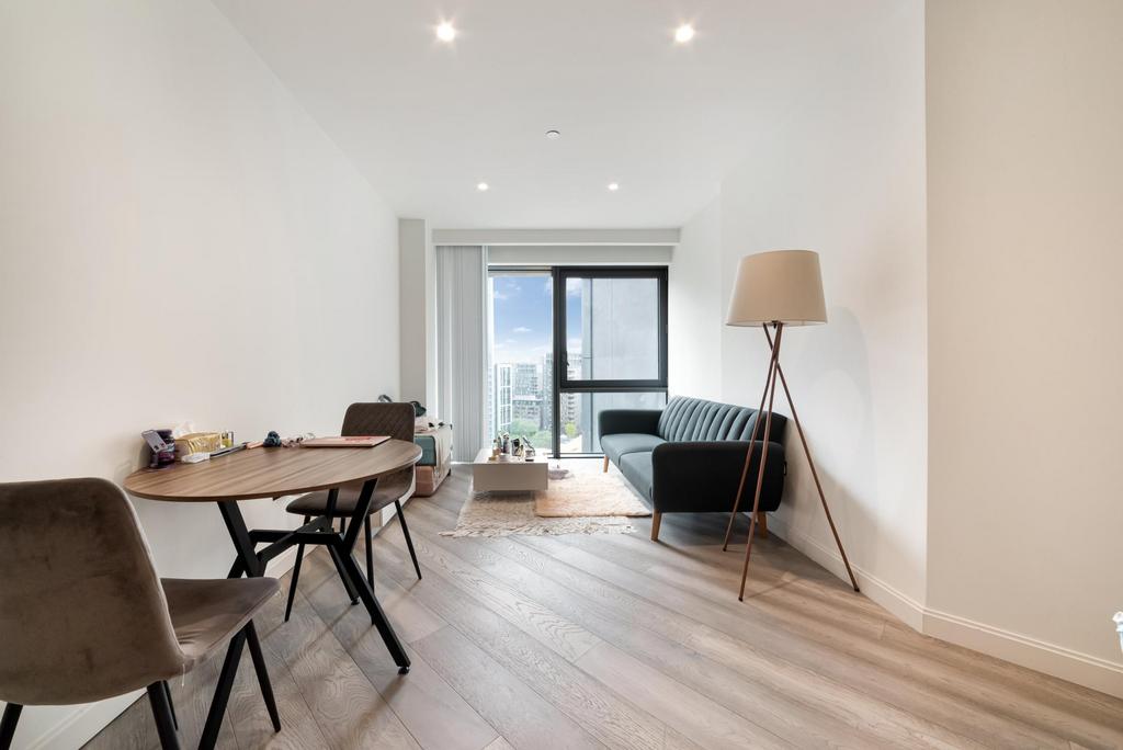 Apartment in London - View 4