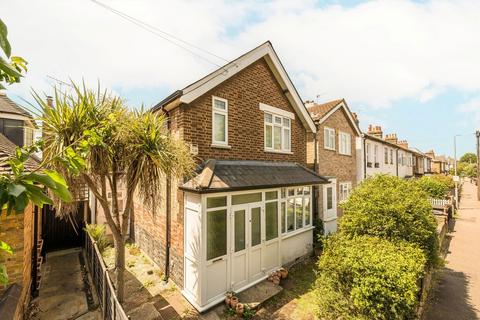 3 bedroom detached house for sale, Tolworth Road, Surbiton KT6