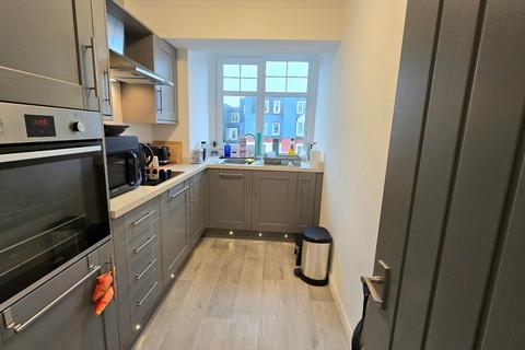 1 bedroom apartment for sale, De La Warr Parade, Bexhill-on-Sea, TN40
