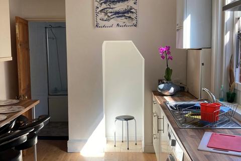 3 bedroom house to rent, St. Augustine Road, Southsea, PO4